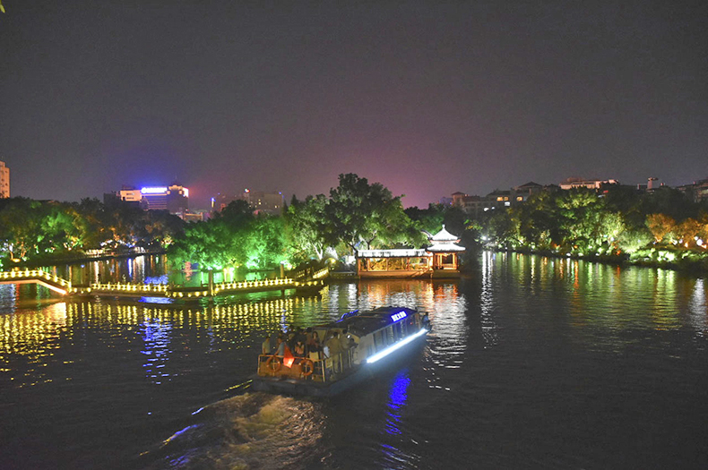 led點(diǎn)光源在景觀亮化設(shè)計(jì)要注意什么？