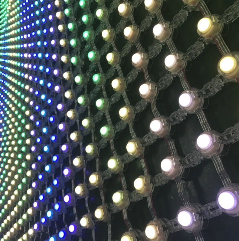 如何選用適合的LED網(wǎng)格屏及應用場景？